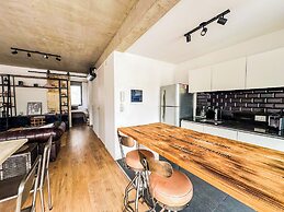 RentUp-En corazón de Palermo con balcon