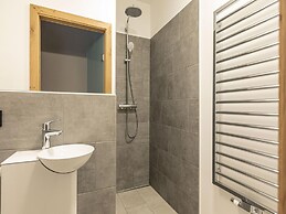 Penthouse With Nice Terrace