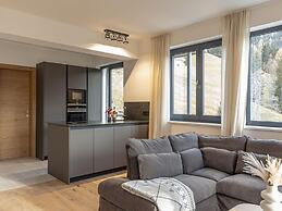 Penthouse With Nice Terrace