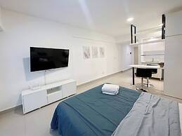 Studio Pool Balcony San Telmo