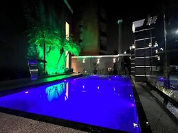 Marmeu Tombo com jacuzzi aquecida