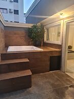 Marmeu Tombo com jacuzzi aquecida