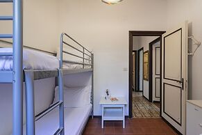 Vintage Apartment With Garden by Wonderful Italy