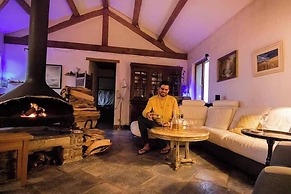 Maison LGBT des Monts Bleus