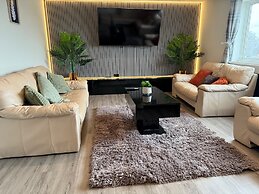 Cozy Rochester Apartment Retreat