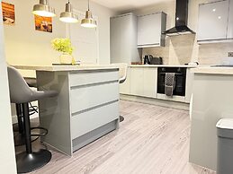 Cozy Rochester Apartment Retreat