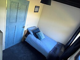 Cowslip Cottage at Sound Healing Retreat Centre