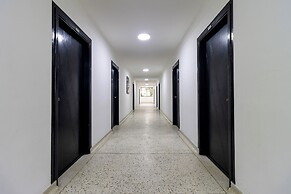 Hotel Axis Inn By GEH Suites