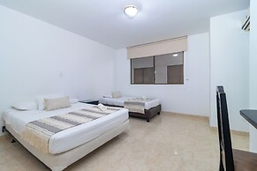 Hotel Axis Inn By GEH Suites