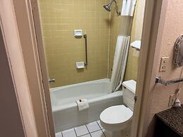 OYO Hotel Harriman near I-40