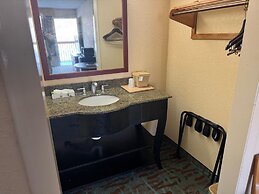 OYO Hotel Harriman near I-40