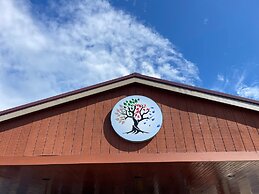 Four Seasons Inn
