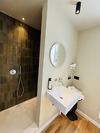 Marina Boutique Rooms