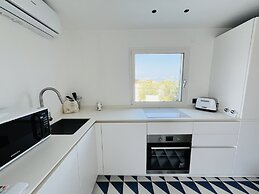 Marina Boutique Rooms