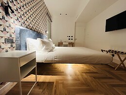 Marina Boutique Rooms