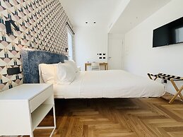 Marina Boutique Rooms