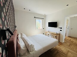 Marina Boutique Rooms