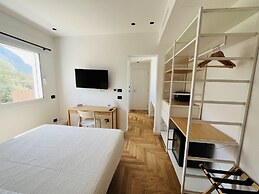 Marina Boutique Rooms