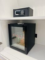 Marina Boutique Rooms