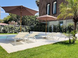 Marina Boutique Rooms