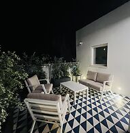 Marina Boutique Rooms