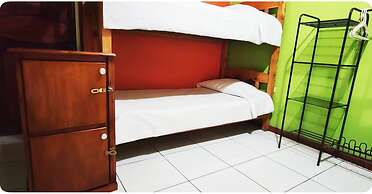 Hostel Coati Place Bed & Breakfast