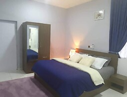 Adenta Oasis Retreat - Spacious 3BR Apartment
