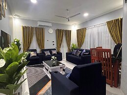 Adenta-accra - 3 Beds - Sleeps 6 - Private Parking
