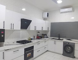 Adenta-accra - 3 Beds - Sleeps 6 - Private Parking