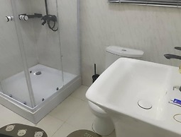 Adenta-accra - 3 Beds - Sleeps 6 - Private Parking