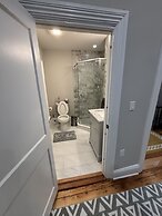 HomeStay - B&B - Near South Boston - JFK-Umass Area