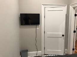 HomeStay - B&B - Near South Boston - JFK-Umass Area