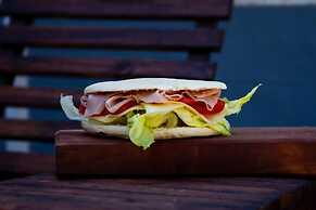 La Divina Pereza Eco