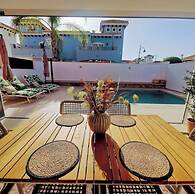 Stunning 2 bed Villa With Private Salt Water Pool