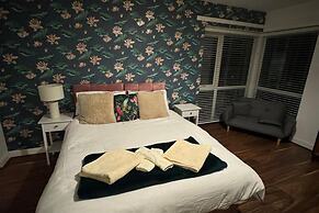 Manchester Oasis Retreat - 4 Bedroom House