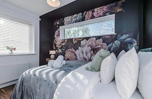 Manchester Oasis Retreat - 4 Bedroom House