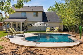 Fun 6BR Home with Private Theater & Pool