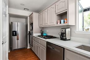 Fun 6BR Home with Private Theater & Pool