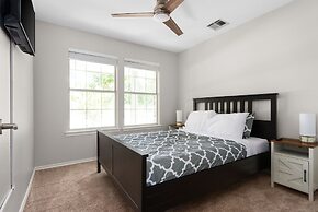 Fun 6BR Home with Private Theater & Pool