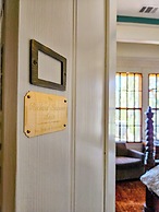 The JD Hyde Historic Inn