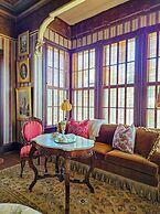 The JD Hyde Historic Inn