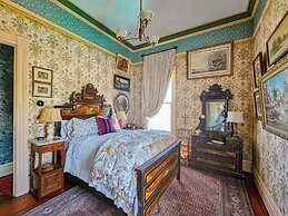 The JD Hyde Historic Inn