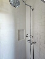 The JD Hyde Historic Inn