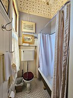 The JD Hyde Historic Inn