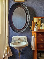 The JD Hyde Historic Inn