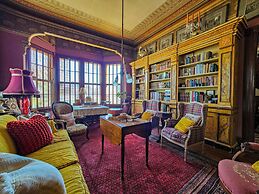 The JD Hyde Historic Inn