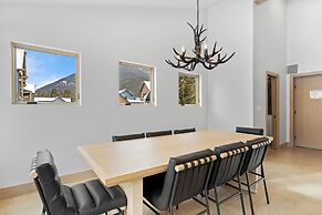 Ina's Way Townhomes, Unit D