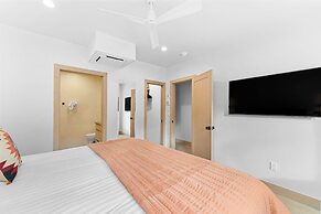 Ina's Way Townhomes, Unit D