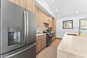 Ina's Way Townhomes, Unit C