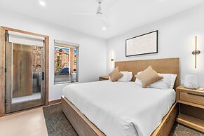 Ina's Way Townhomes, Unit C